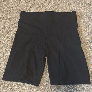 Forever 21 Biker Shorts | Size M | Black